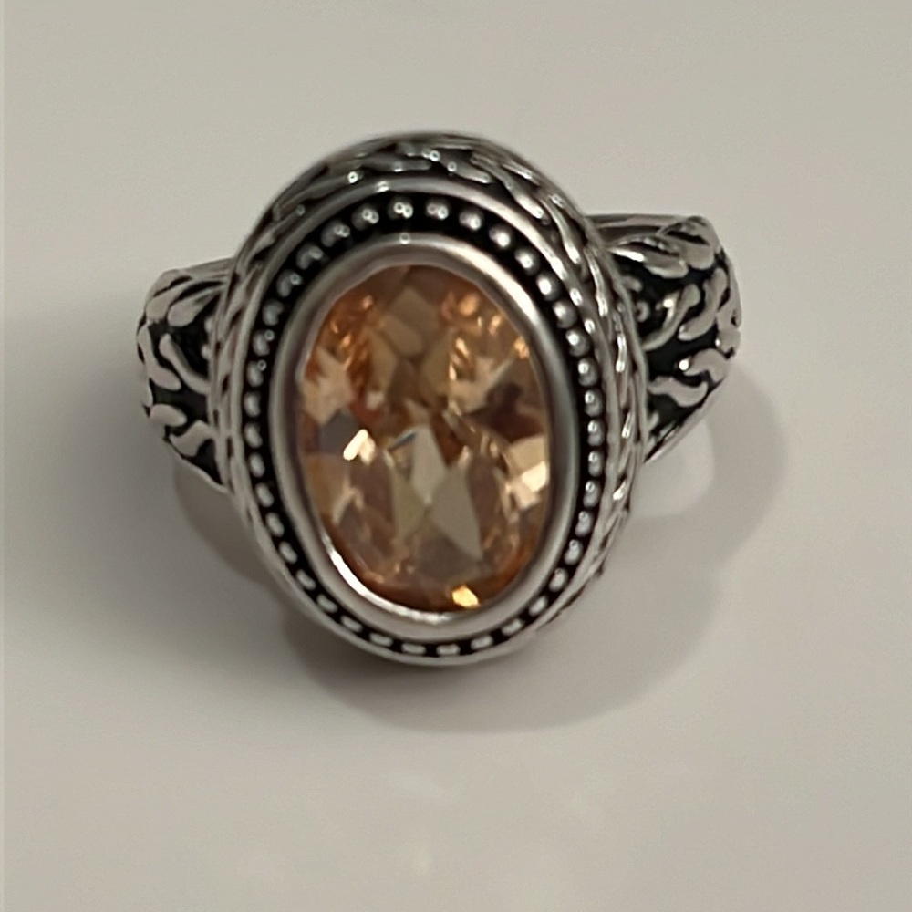 Elegant Silver Ring with Amber Stone